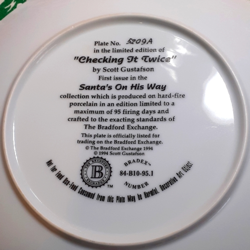 Santa Collectable Plate - Picture 8 of 10